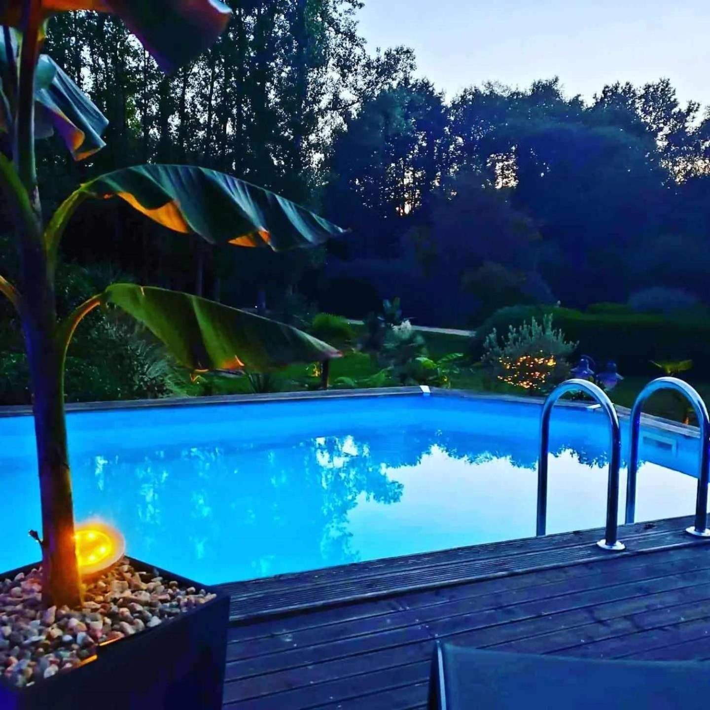 Le Vieux Moulin Gites - Detached Cottage With Garden Views And Pool Guégon 外观 照片